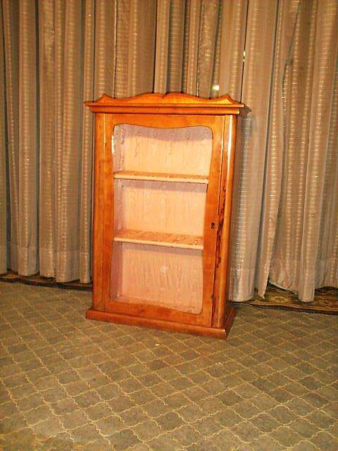 Biedermeier Birnbaum Hängevitrine