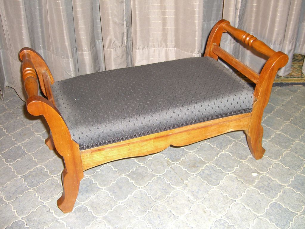 Biedermeier Kirschbaum Fußbank