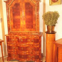 Barock Aufsatzschrank